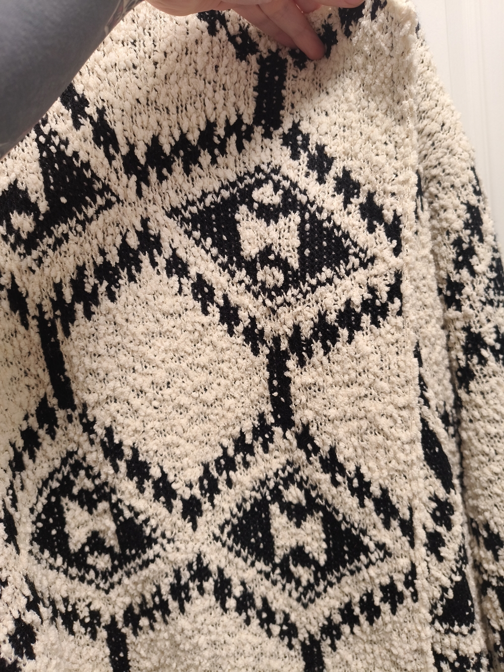 Pol Cozy Open-Front Black & Cream Geometric Sweater Cardigan Boho Cozy - Picture 5 of 9